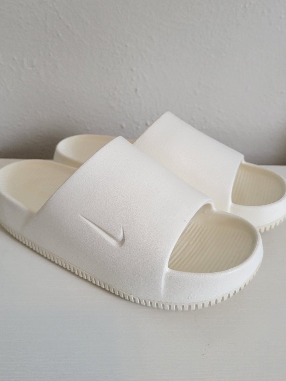 NIKE CALM SLIDE SANDALS